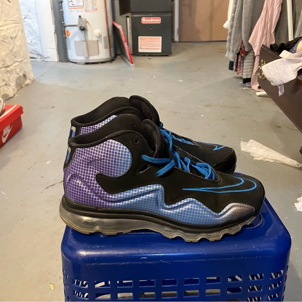 Nike Air Max Flyposite NRG “Megatron’s”